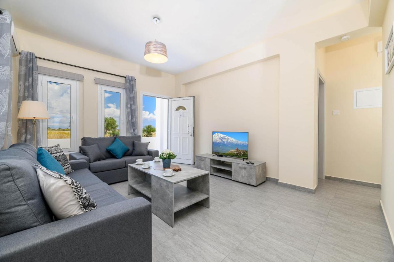 Villa Olivia Xylophaghou 外观 照片